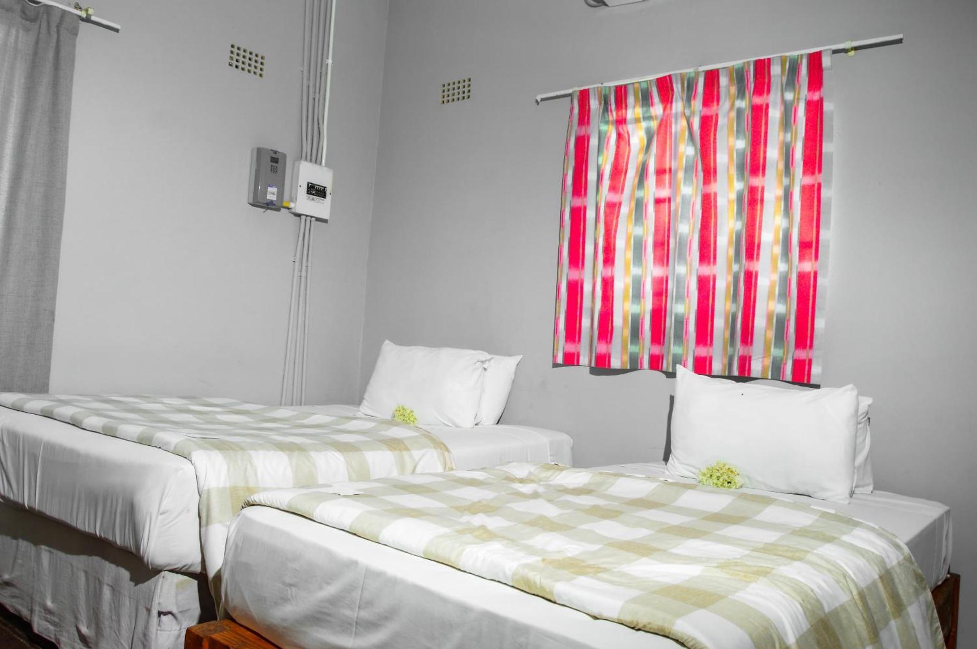 Golentle Home Stay Maun Exterior foto